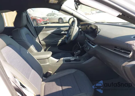 2024 Buick Envista Preferred Fwd z USA, uszkodzony, nr VIN KL47LAE25RB186796